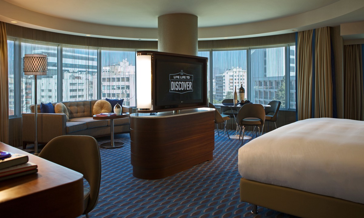 Izmir City Centre Hotel | Renaissance Izmir Hotel