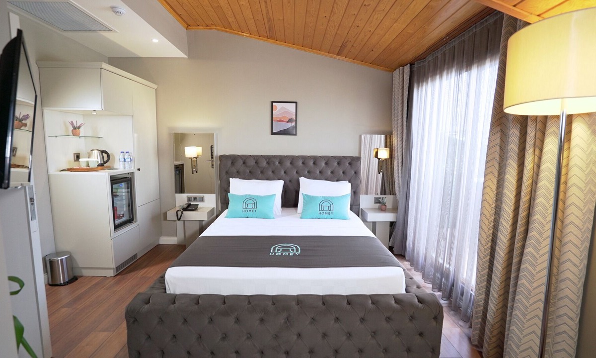 Arnavutkoy Hotel | Homey Airport Hotel