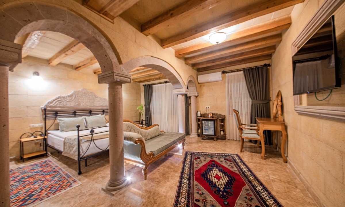 Goreme Hotel | Cratus Stone Palace