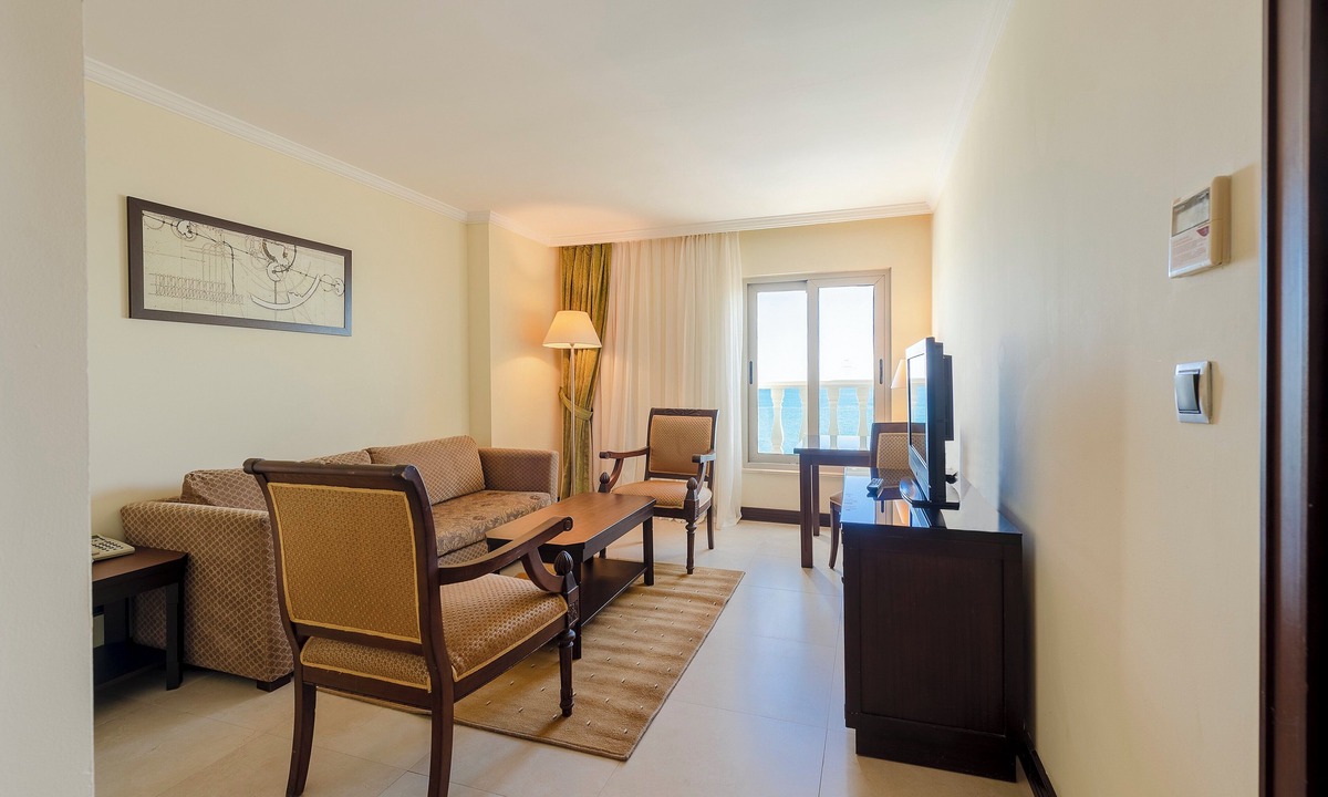 Konyaalti Hotel | Crowne Plaza Hotel Antalya by IHG