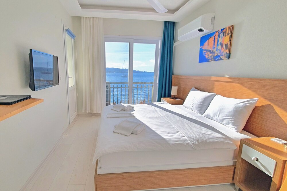 Foca Hotel | Midilli Konak