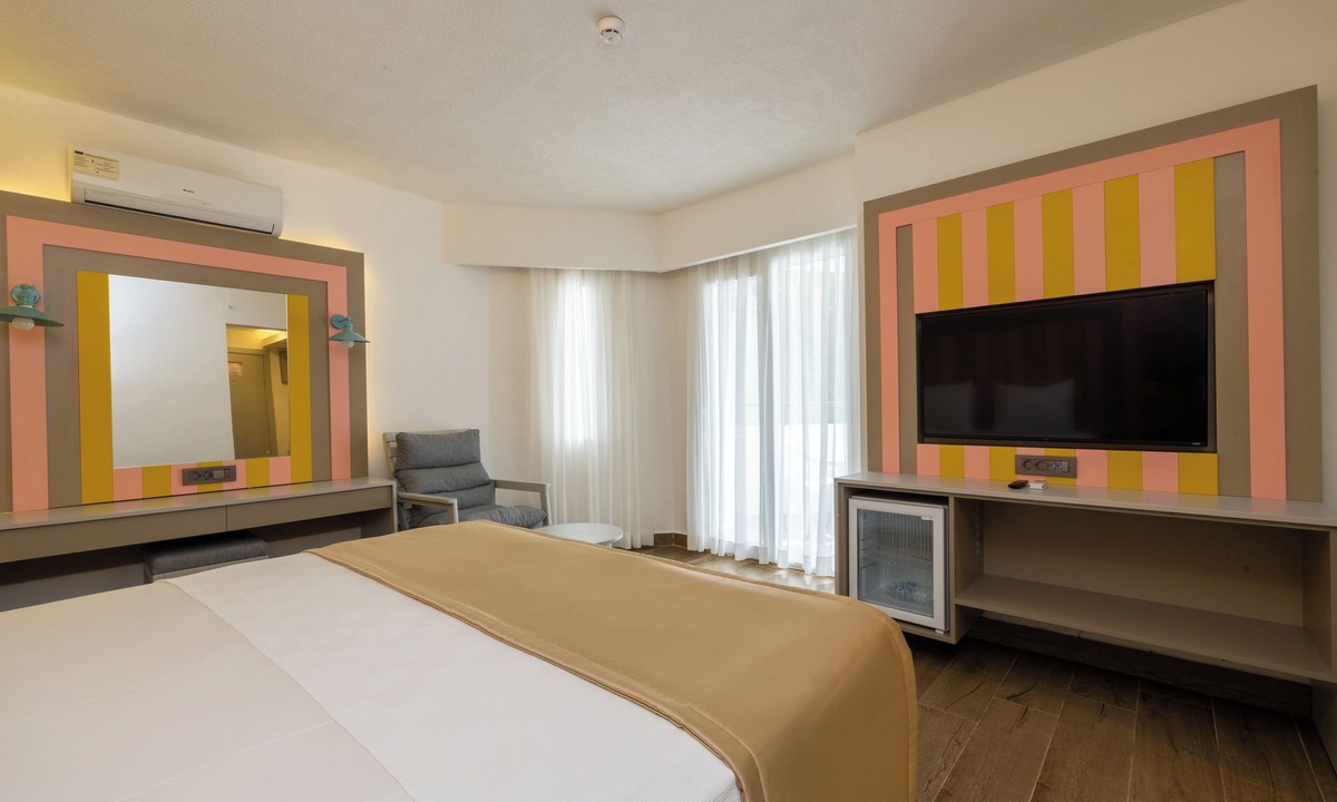 Turgutreis City Center Resort | SOLANA BY YELKEN - All inclusive