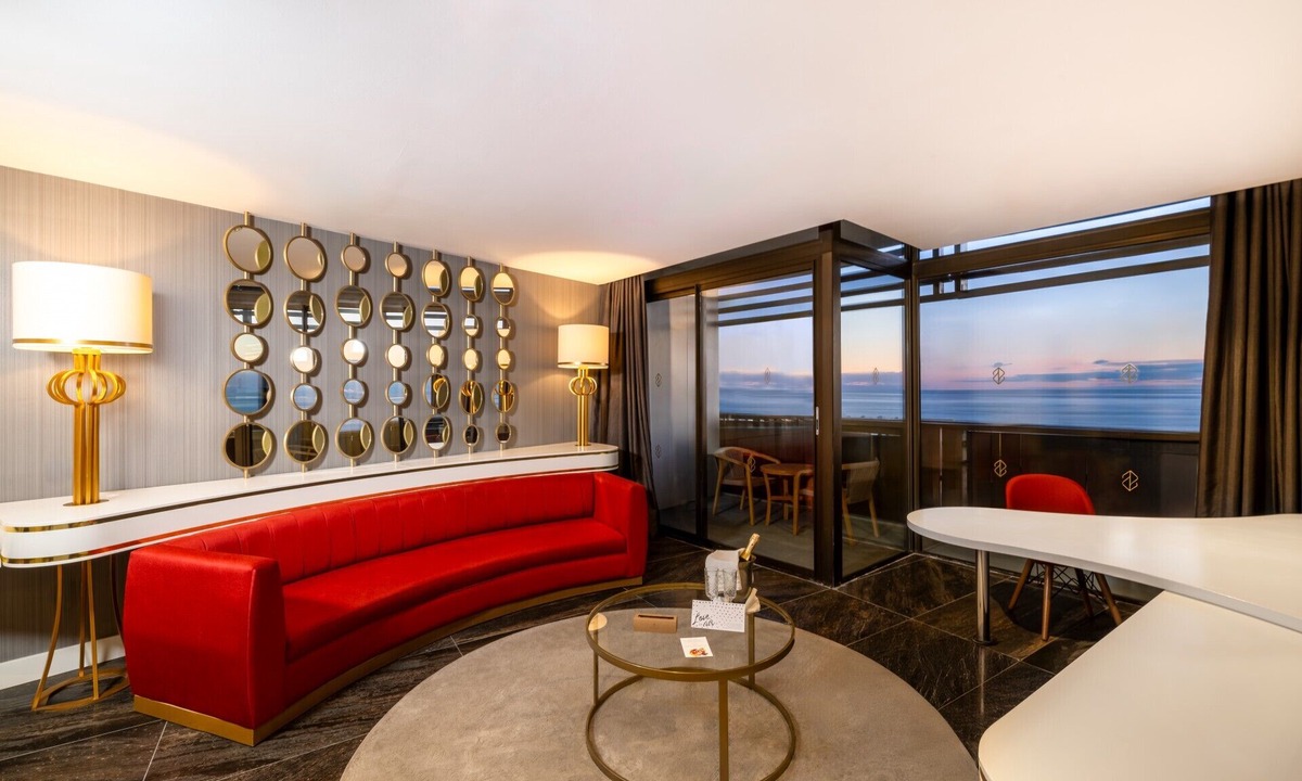 Lara Hotel | Nirvana Cosmopolitan