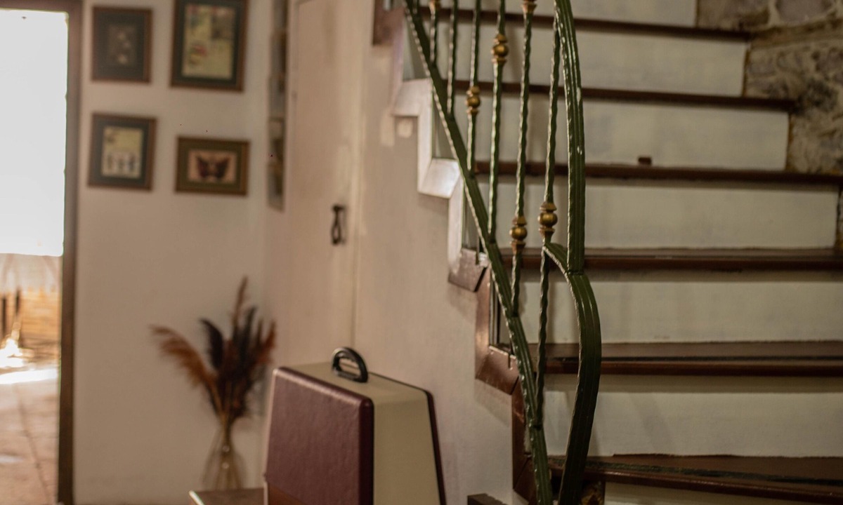Ayvalik Hotel | Mahzen Küçükköy