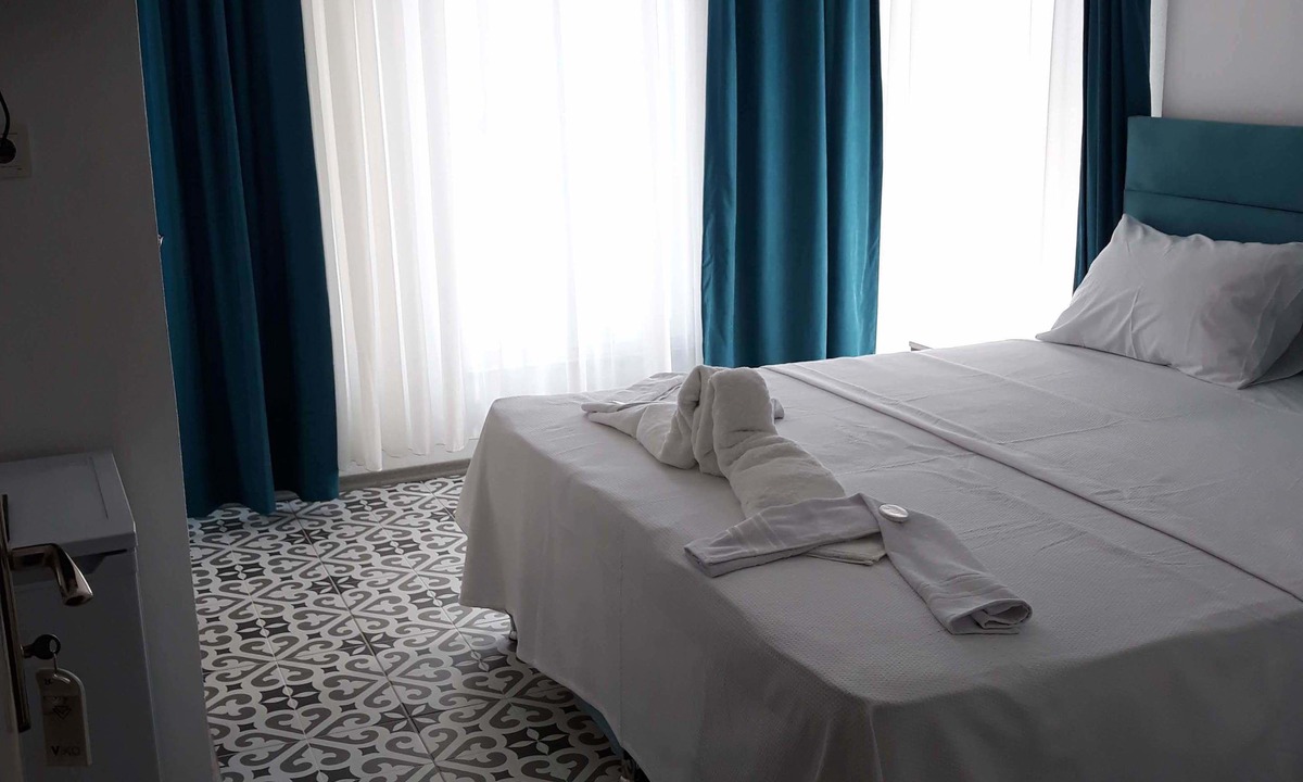 Gokceada Hotel | ADA KEKİĞİ PANSİYON