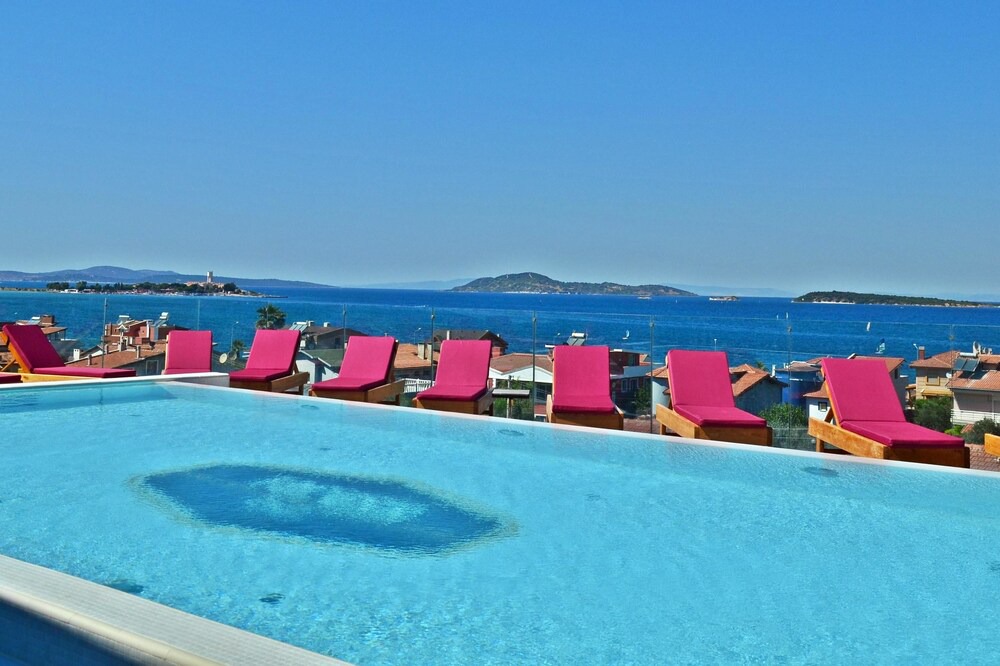 Urla Hotel | Ferush Boutique Otel