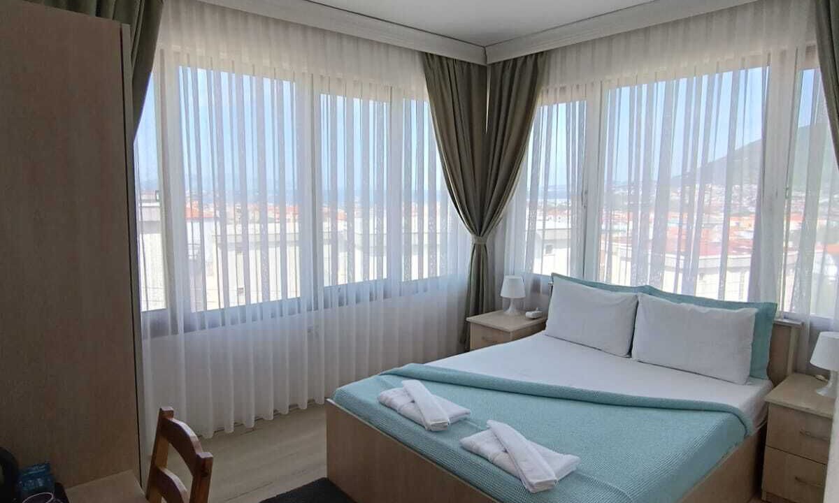 Yenifoca Hotel | Jasmine Butik Pansiyon