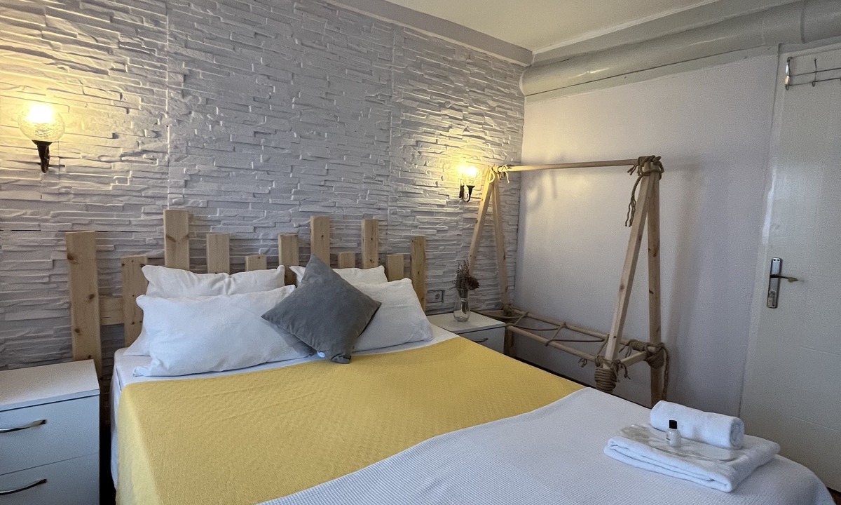 Ayvalik City Center Hotel | Macide Hanim Konagi