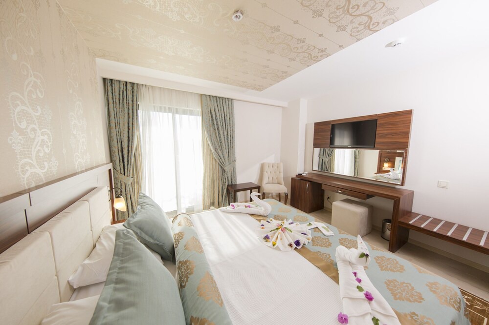Kadriye Hotel | IQ Belek Resort