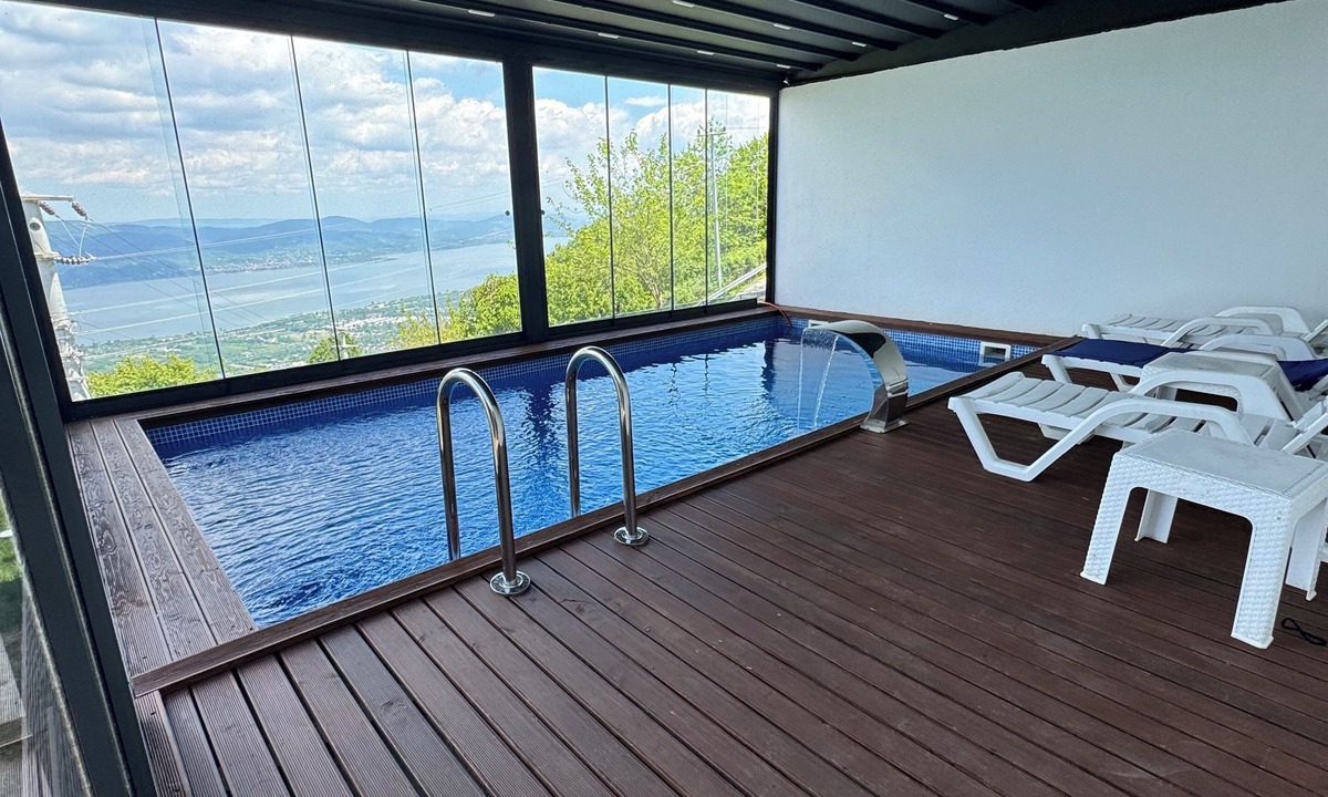 Sapanca Villa | adesa viev villas