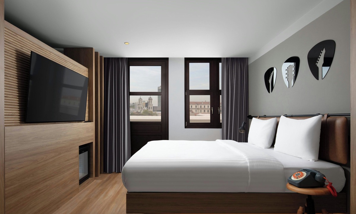Taksim Hotel | Moxy Istanbul Taksim