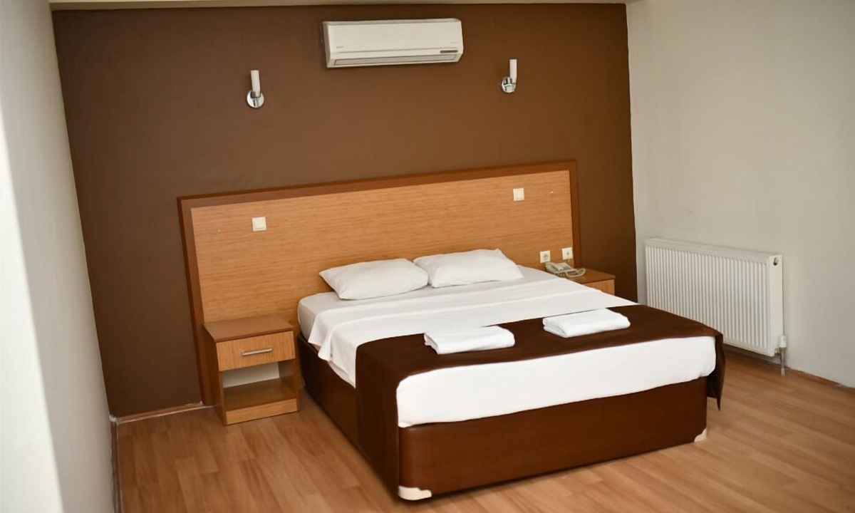 Mut Hotel | Royal Mut Otel
