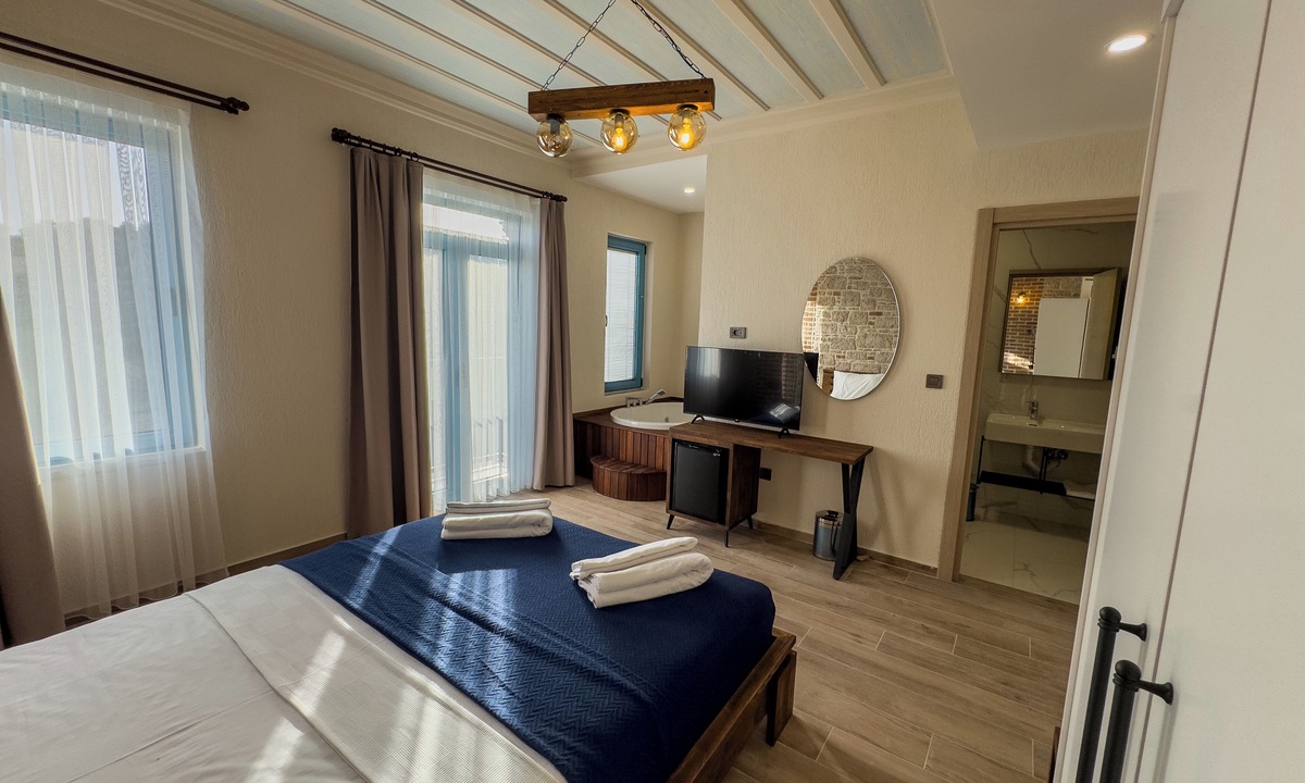 Mithatpasa Hotel | Cunda Nisa Otel