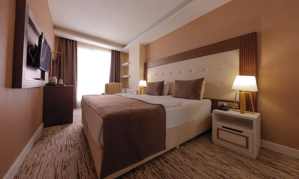 Tusba Hotel | VERA VISTA HOTEL