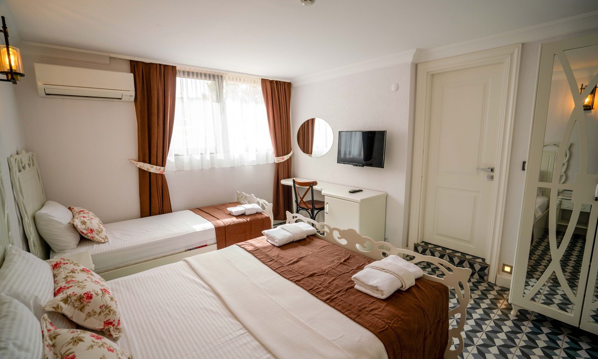 Mithatpasa Hotel | Cunda Pusula by Megaron Homes