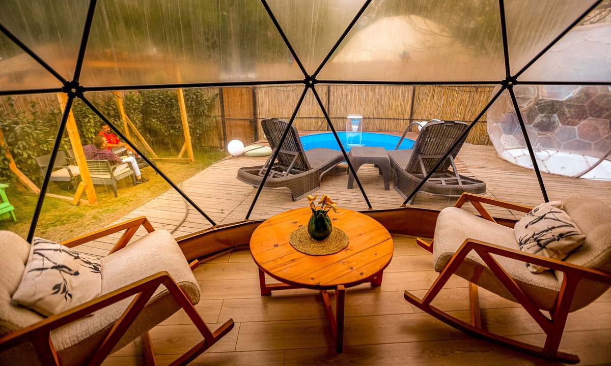 Yanik Ski Chalet | S More