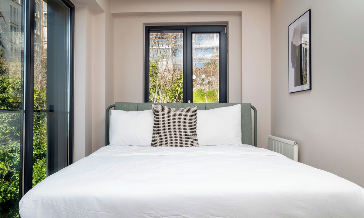 Cihangir Apartment | Bosphorus View with 2 Bedrooms-Elevator-Parking