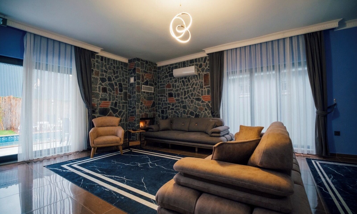 Yanik Ski Chalet | Naturel Stone Karma Premium