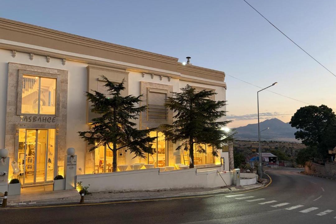 Guzelyurt House | Taş Bahçe