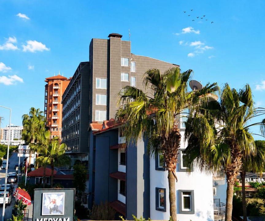 Side Bed & Breakfast | Side Meryam Suit Deluxe Hotel