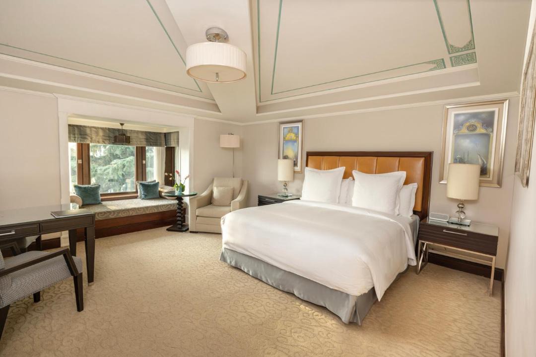 Besiktas Hotel | Four Seasons Hotel Istanbul at the Bosphorus