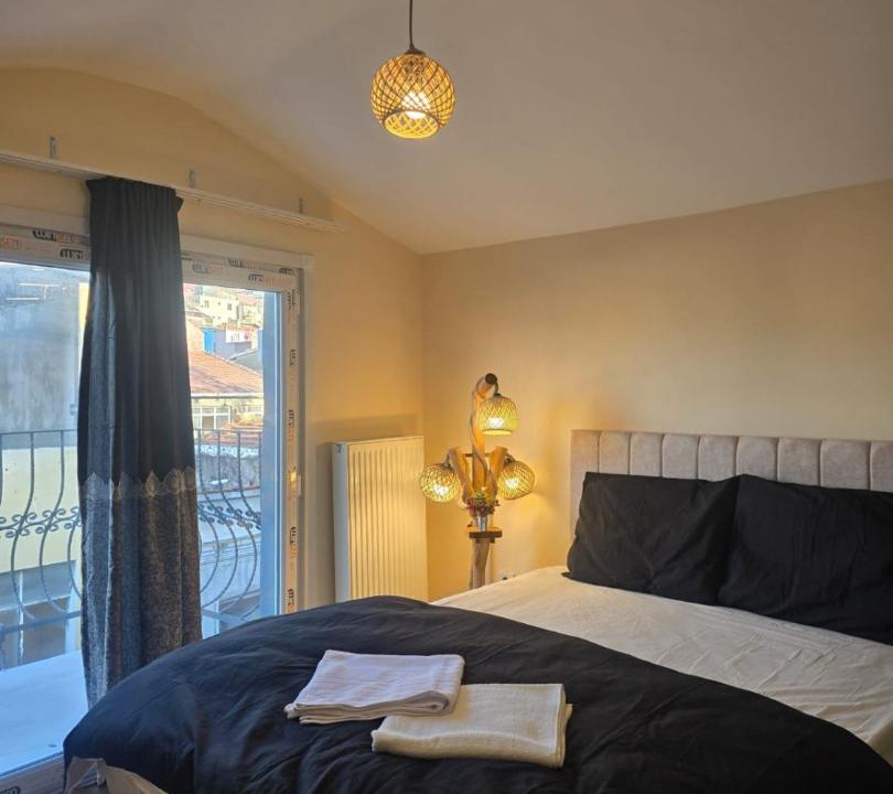 Taksim Hotel | White Lily