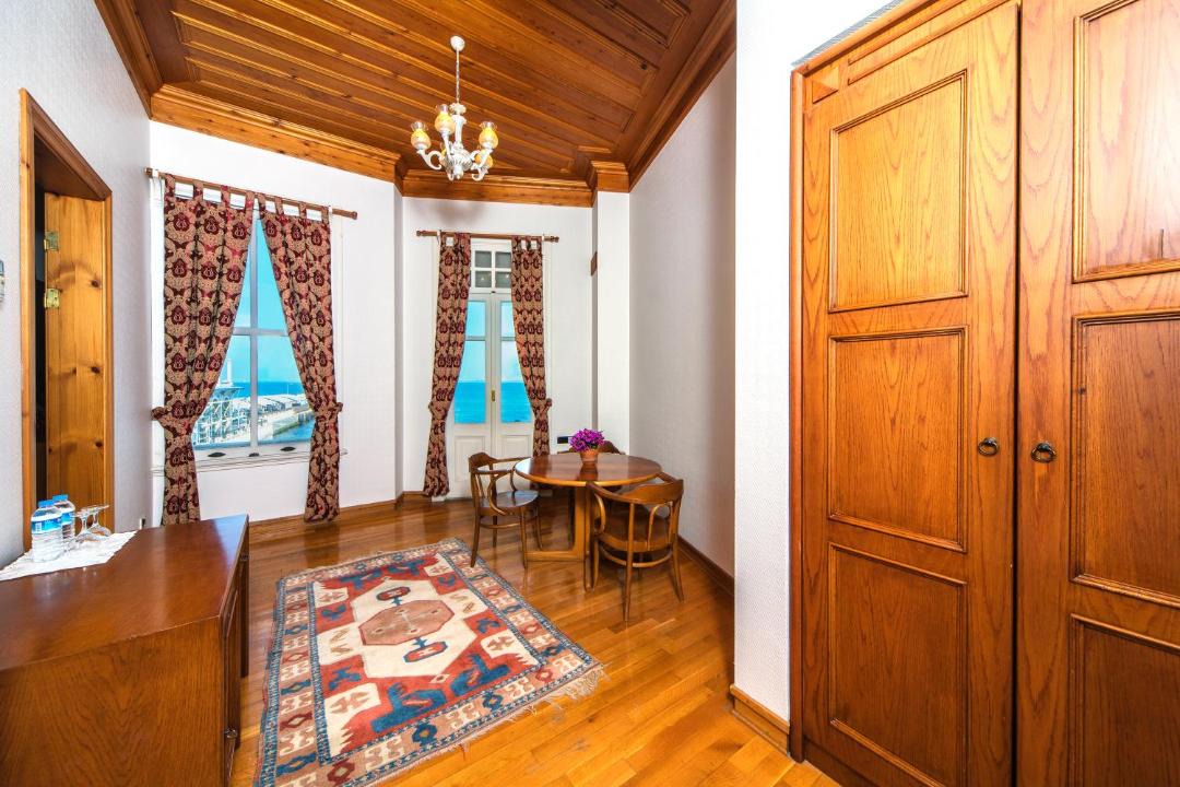 Adalar Hotel | Mom Hotel Buyukada