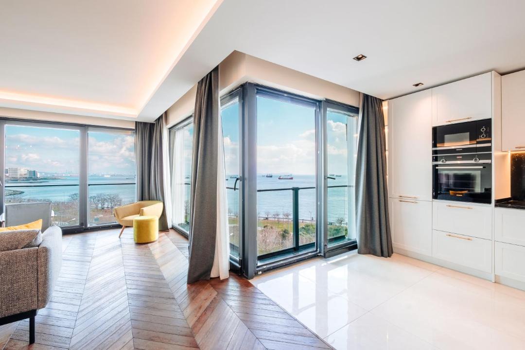 Bakırkoy Apartment | Homie Suites - Newly Built Seaside Apartments on Bakırköy Shore