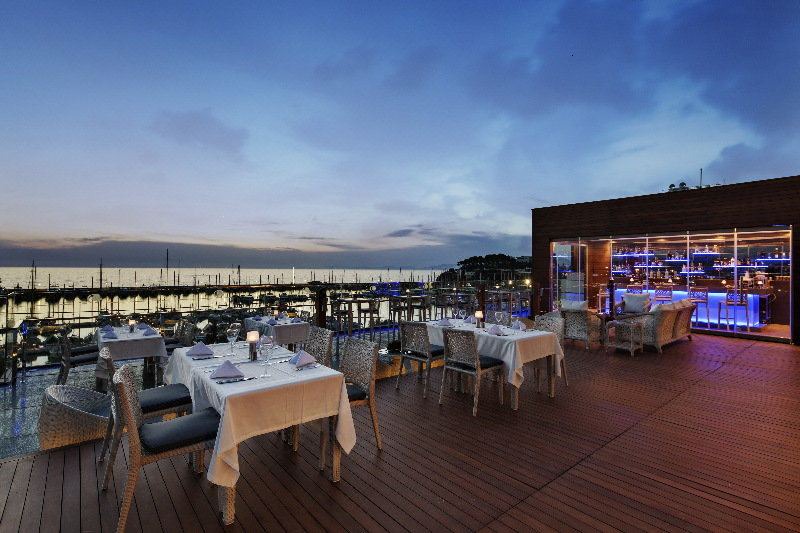 Photo of Patio Balcony in Kusadasi City Centre