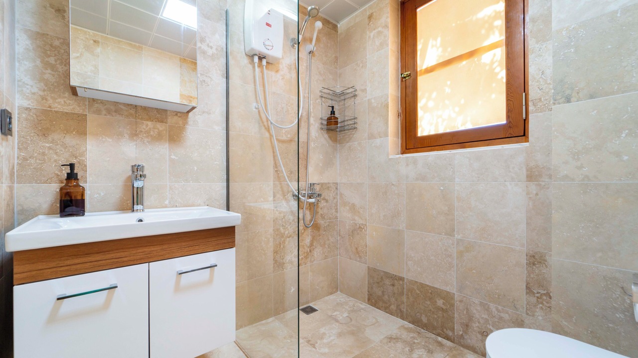 Photo of Bathroom in Kapakli