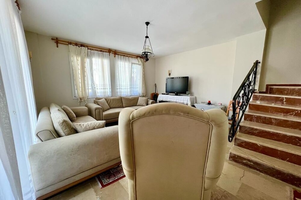 Photo of Livingroom in Karabaglar