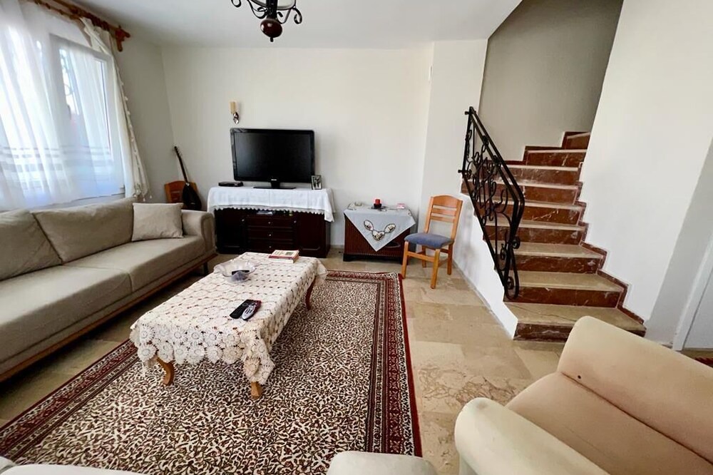 Photo of Livingroom in Karabaglar