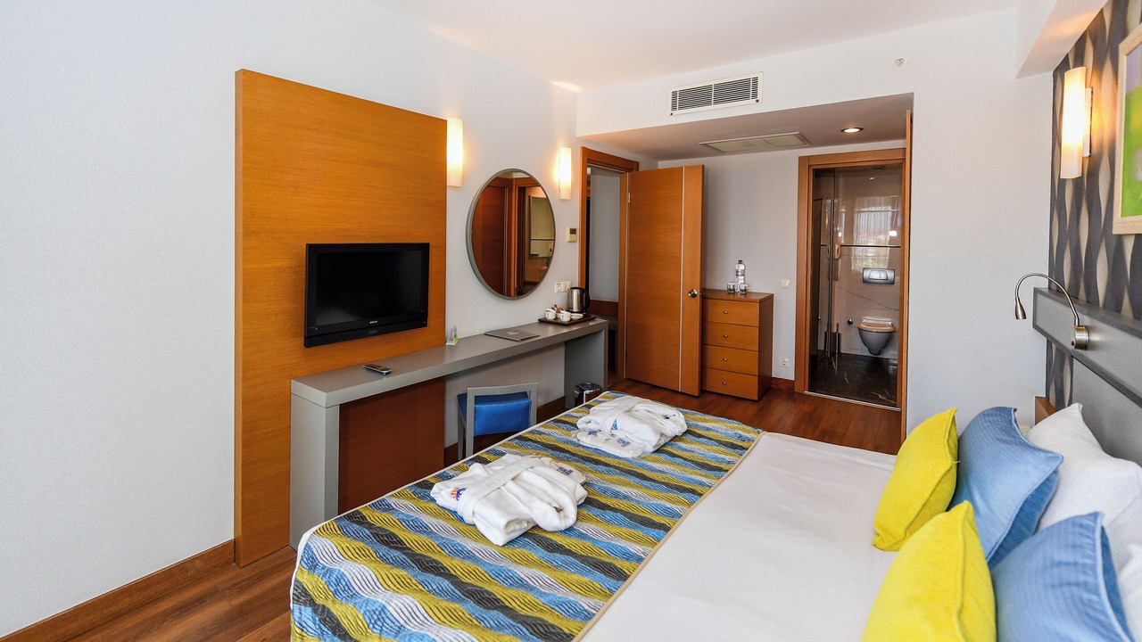 Photo of Bedroom in Side