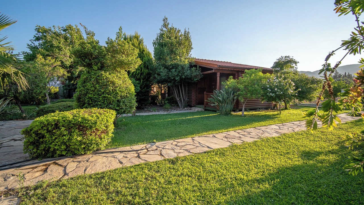 Photo of Outdoor in Mentese