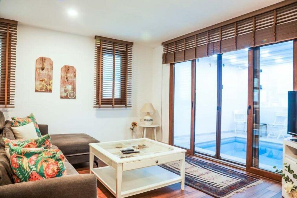 Photo of Livingroom in Bitez