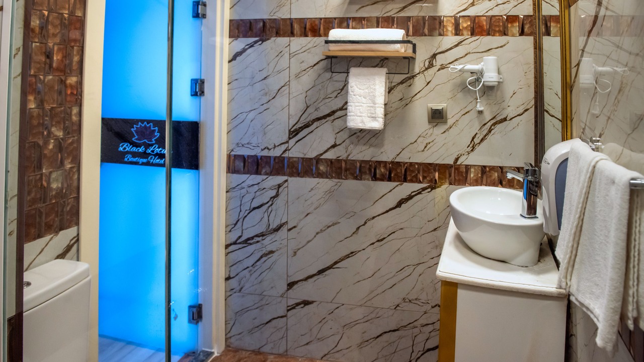 Photo of Bathroom in Narlidere