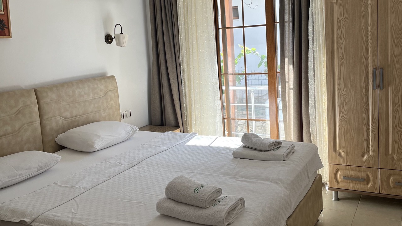 Photo of Bedroom in Ovabuku