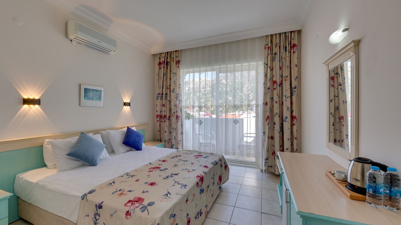 Photo of Bedroom in Icmeler City Center