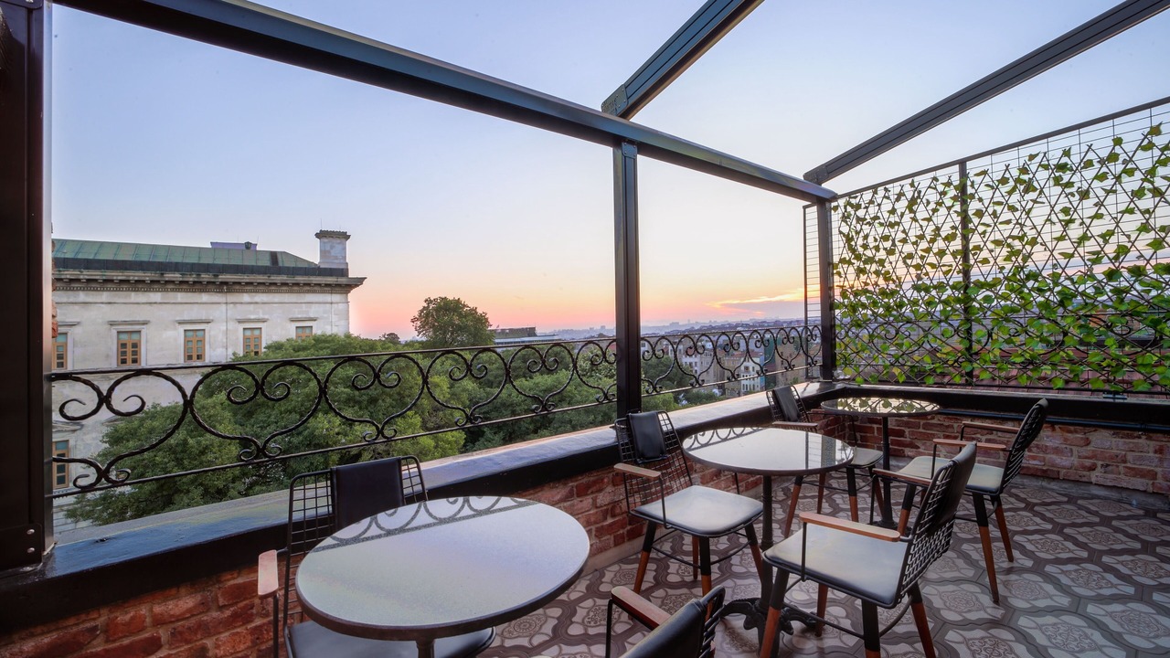 Photo of Patio Balcony in Pera