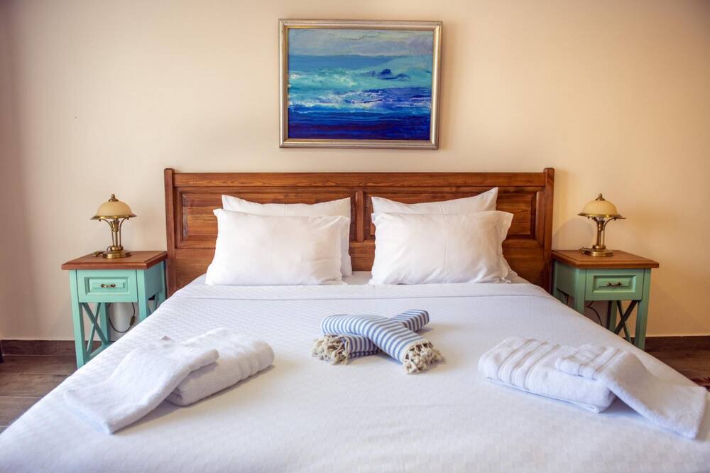 Photo of Bedroom in Selimiye