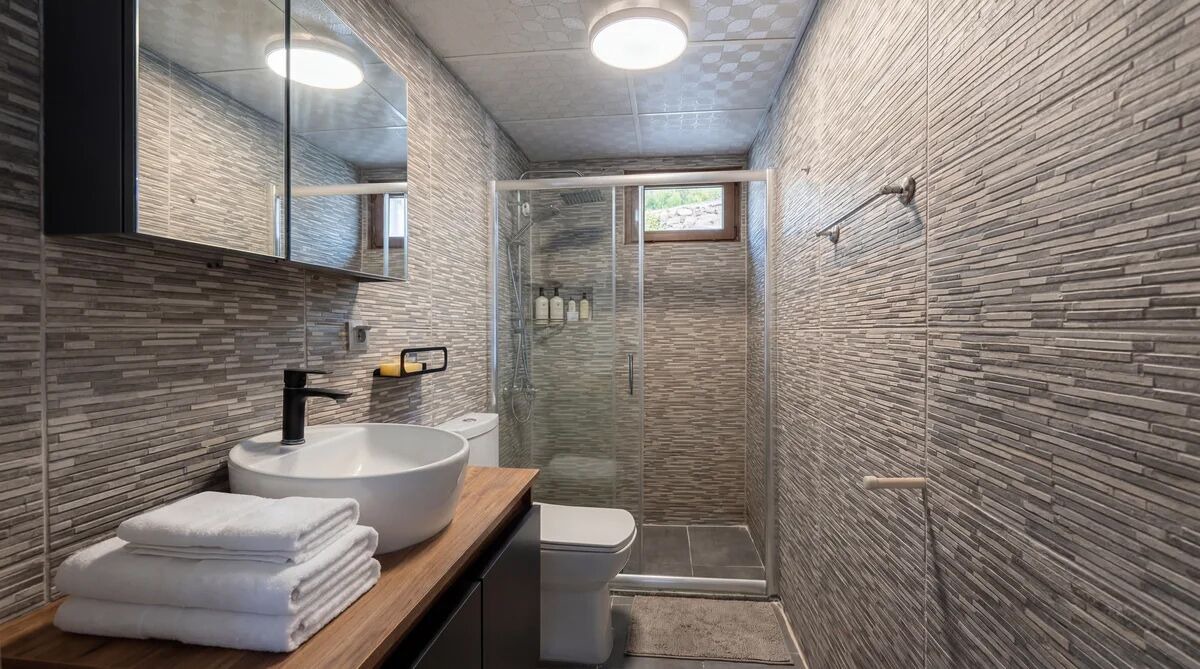 Photo of Bathroom in Yenifoca