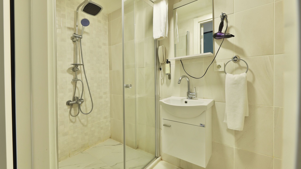 Photo of Bathroom in Talimhane