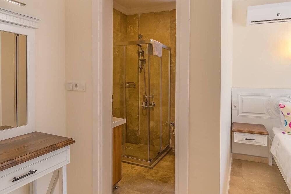 Photo of Bathroom in Selimiye