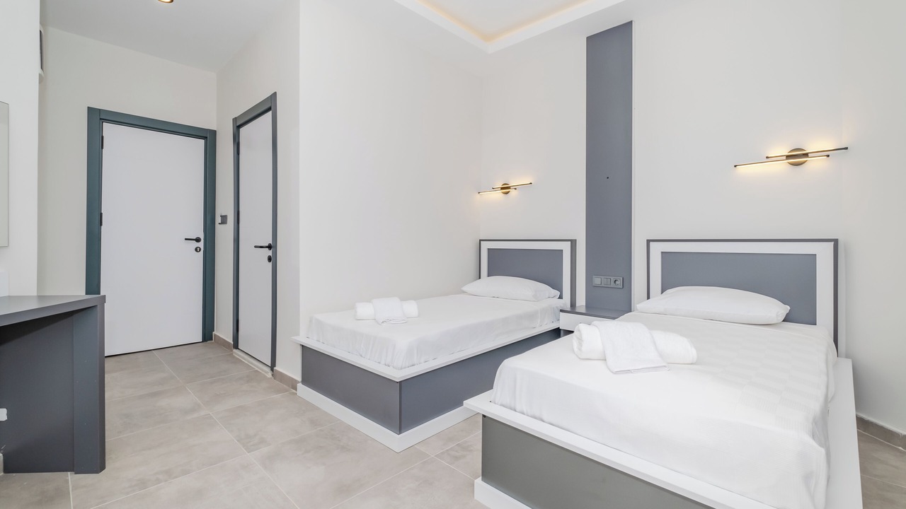 Photo of Bedroom in Side