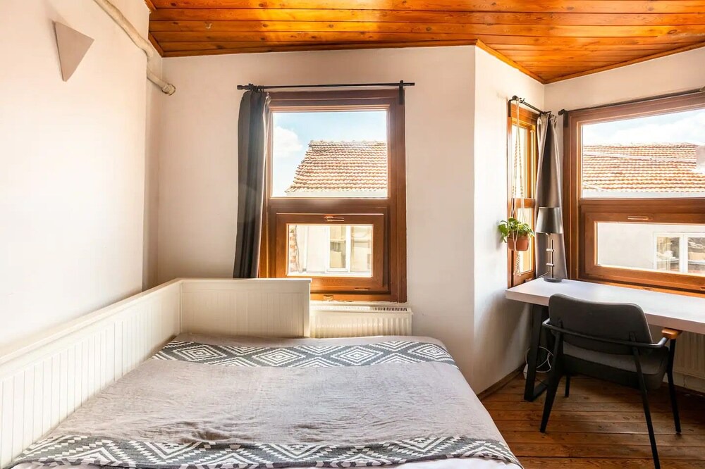 Photo of Bedroom in Galata