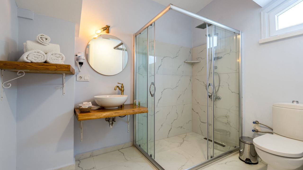 Photo of Bathroom in Adalar