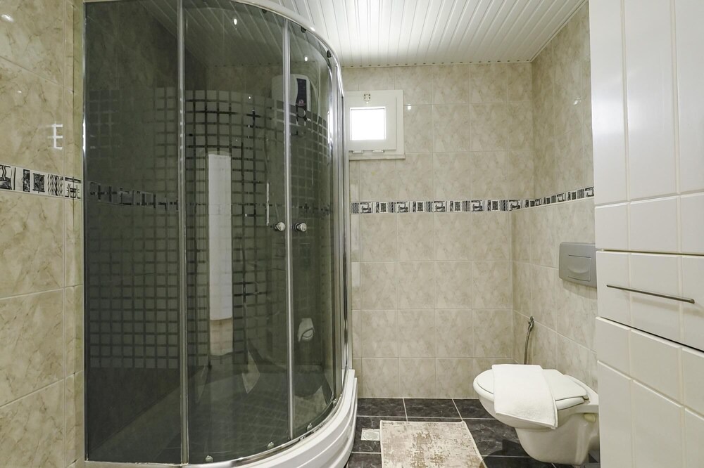 Photo of Bathroom in Tosmur Belediyesi
