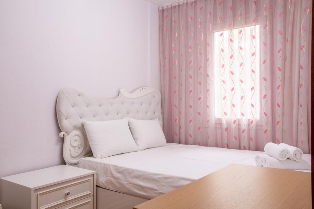 Photo of Bedroom in Karaburun