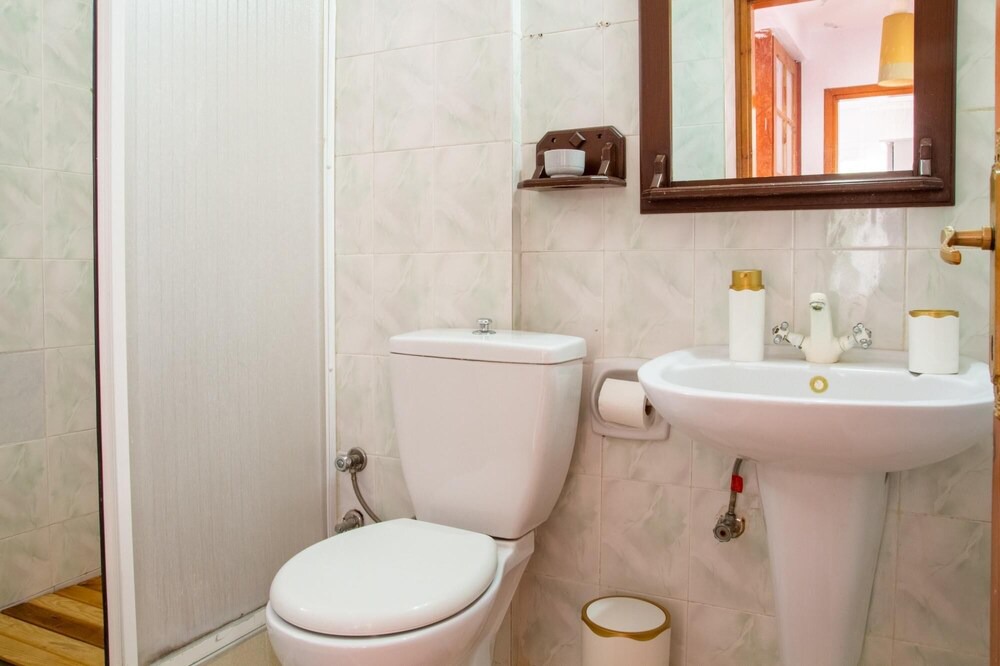 Photo of Bathroom in Karaburun