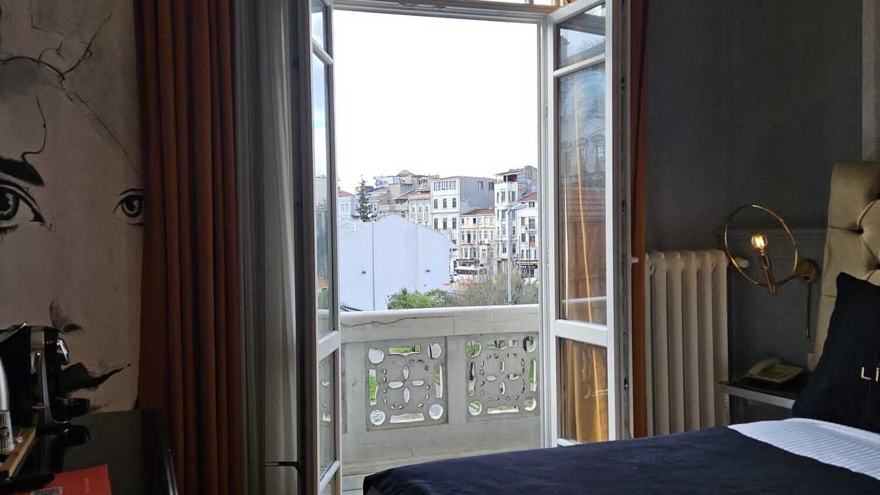 Photo of Bedroom in Pera